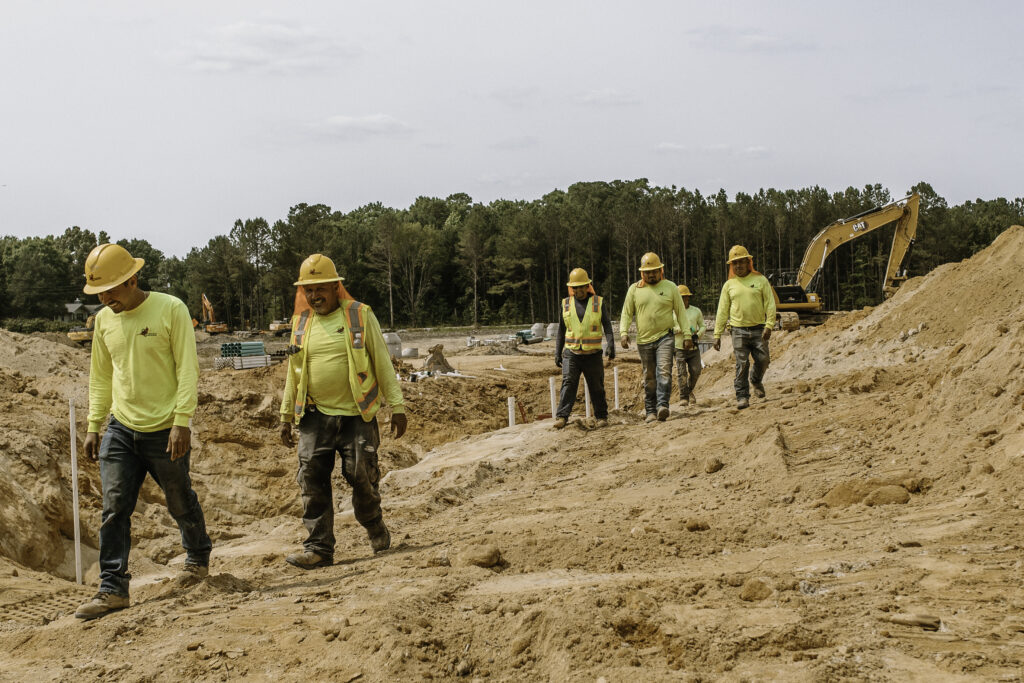 Puestos de trabajo de peón y de apoyo en obra para principiantes